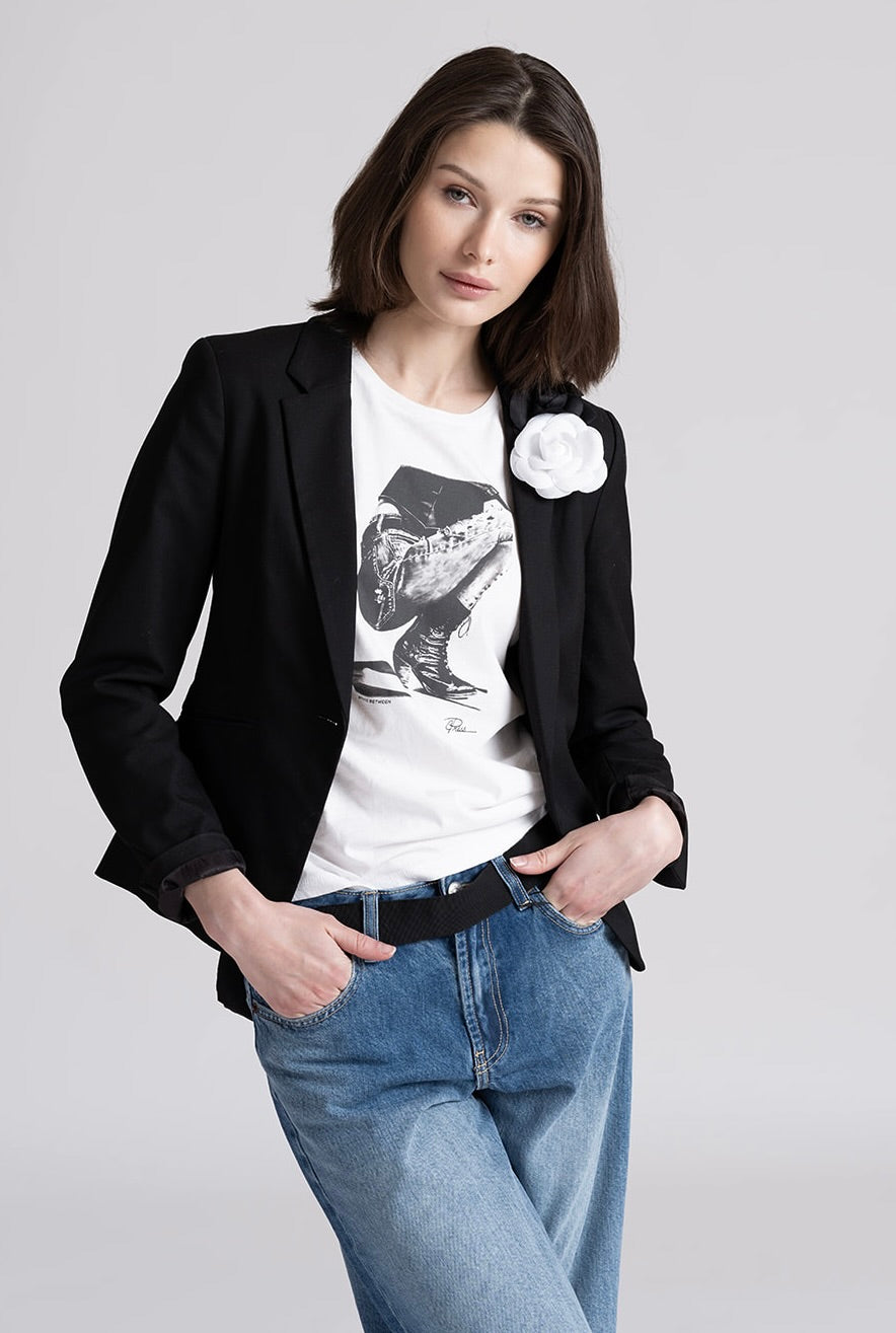 SPACE BETWEEN MUSHIE TEE