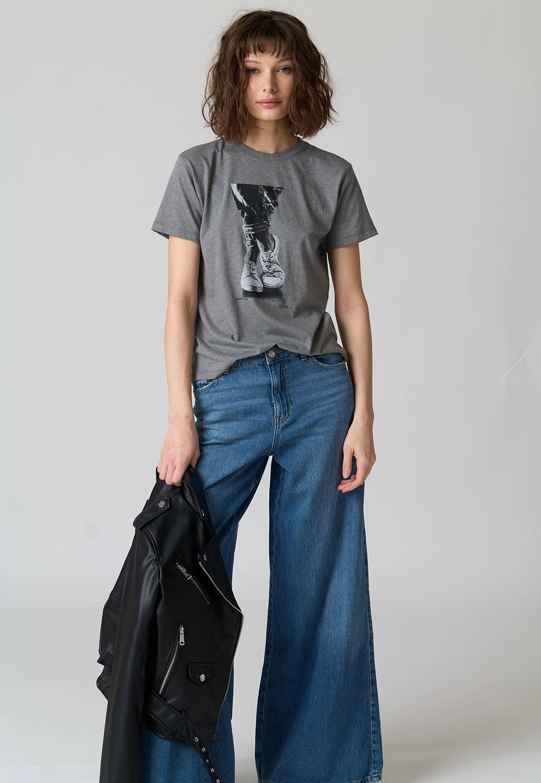 WASTIN TIME MUSHIE TEE