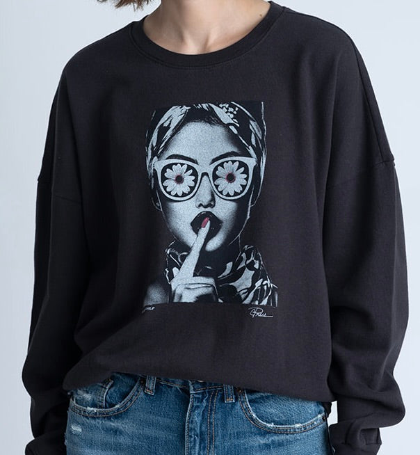 FLOWER CHILD COZY SWEATSHIRT