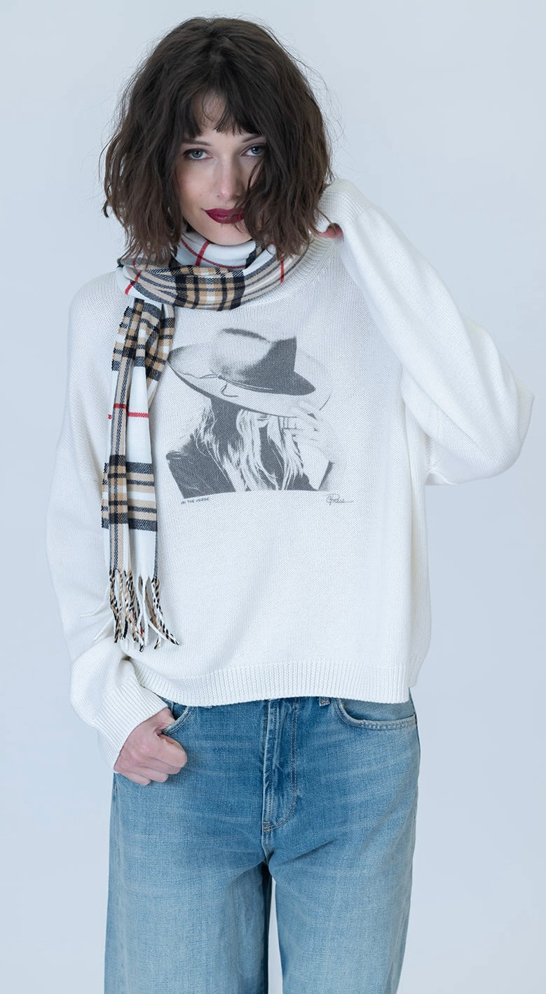 ON THE VERGE JORDYN CREWNECK SWEATER