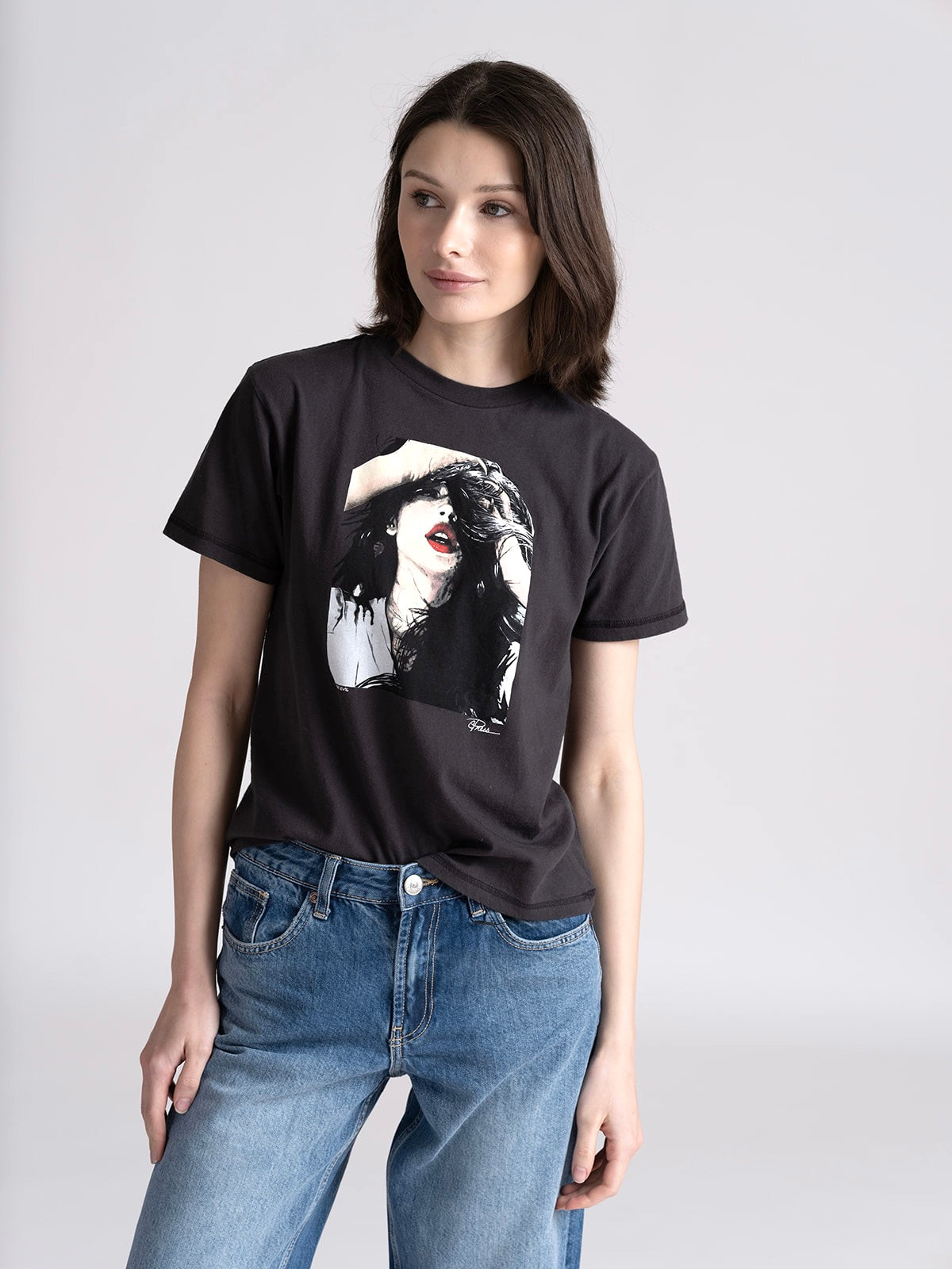 SEE NO EVIL MUSHIE TEE