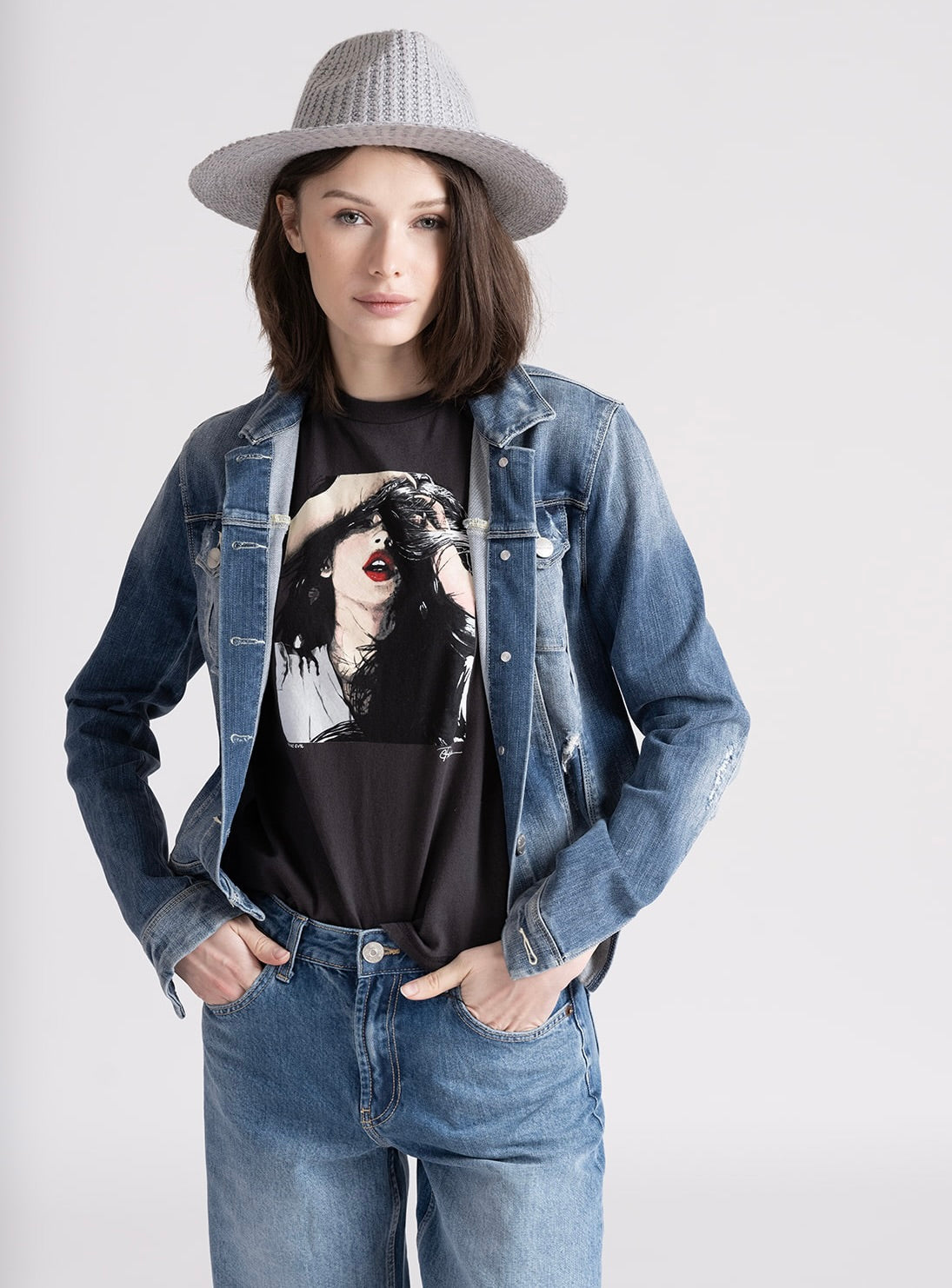 SEE NO EVIL MUSHIE TEE