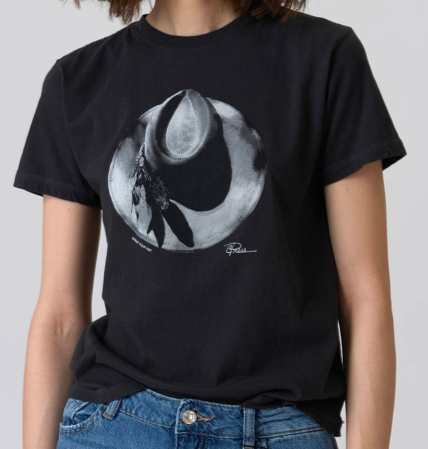 HANG YOUR HAT MUSHIE TEE