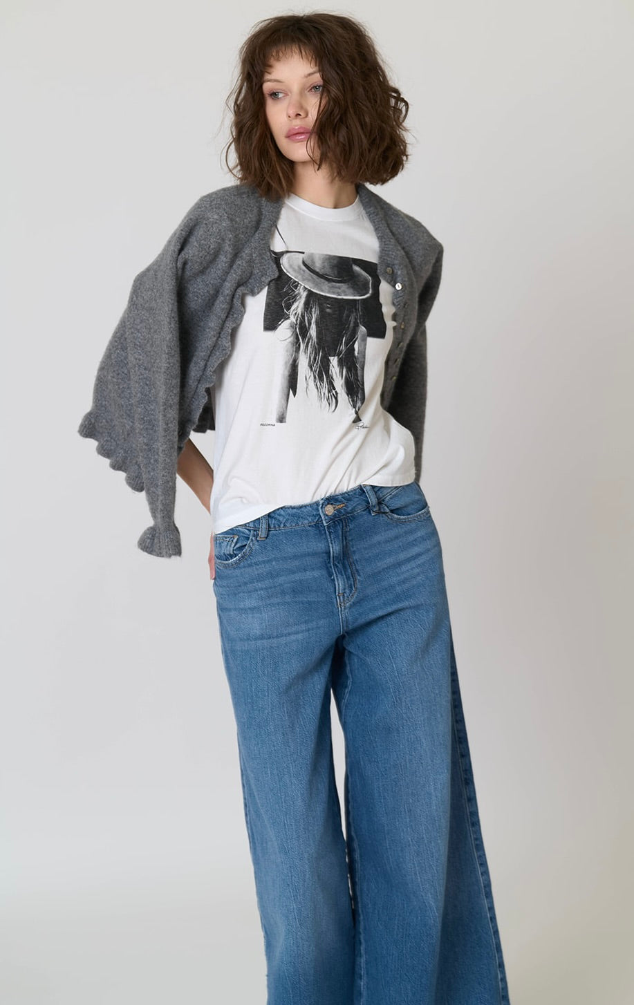 BECOMING MUSHIE TEE