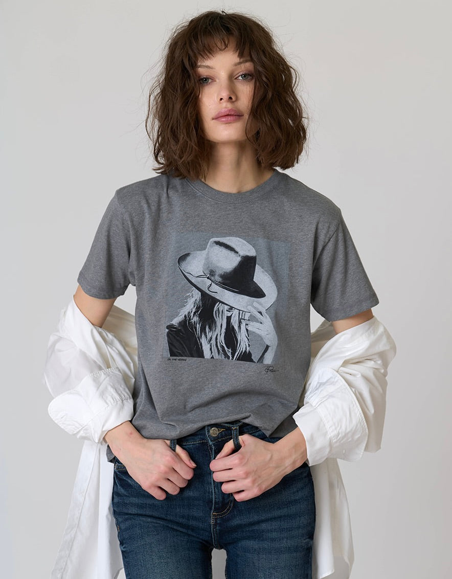 ON THE VERGE MUSHIE TEE