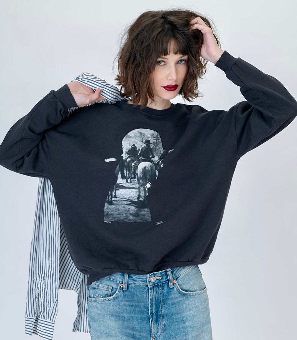 FRONTIER COZY SWEATSHIRT