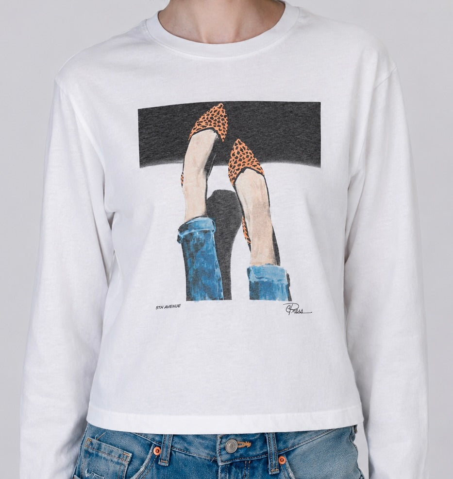 5TH AVENUE SUNDAY TEE