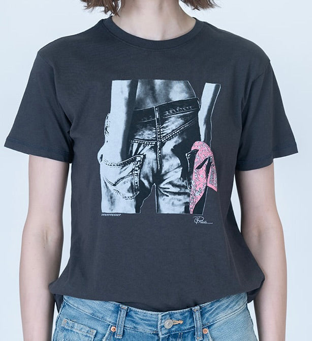 UNDERDRESSED MUSHIE TEE